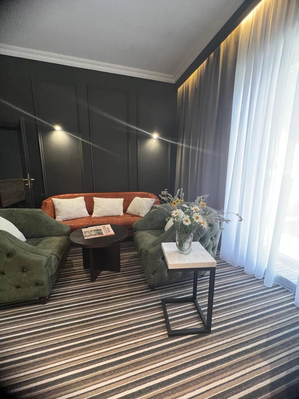 Sapar Standart Hotel Shymkent Luaran gambar