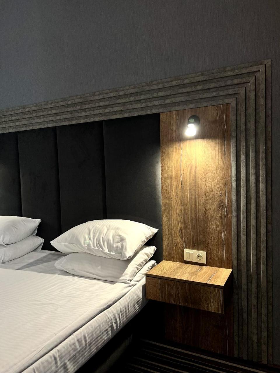 Sapar Standart Hotel Shymkent Luaran gambar